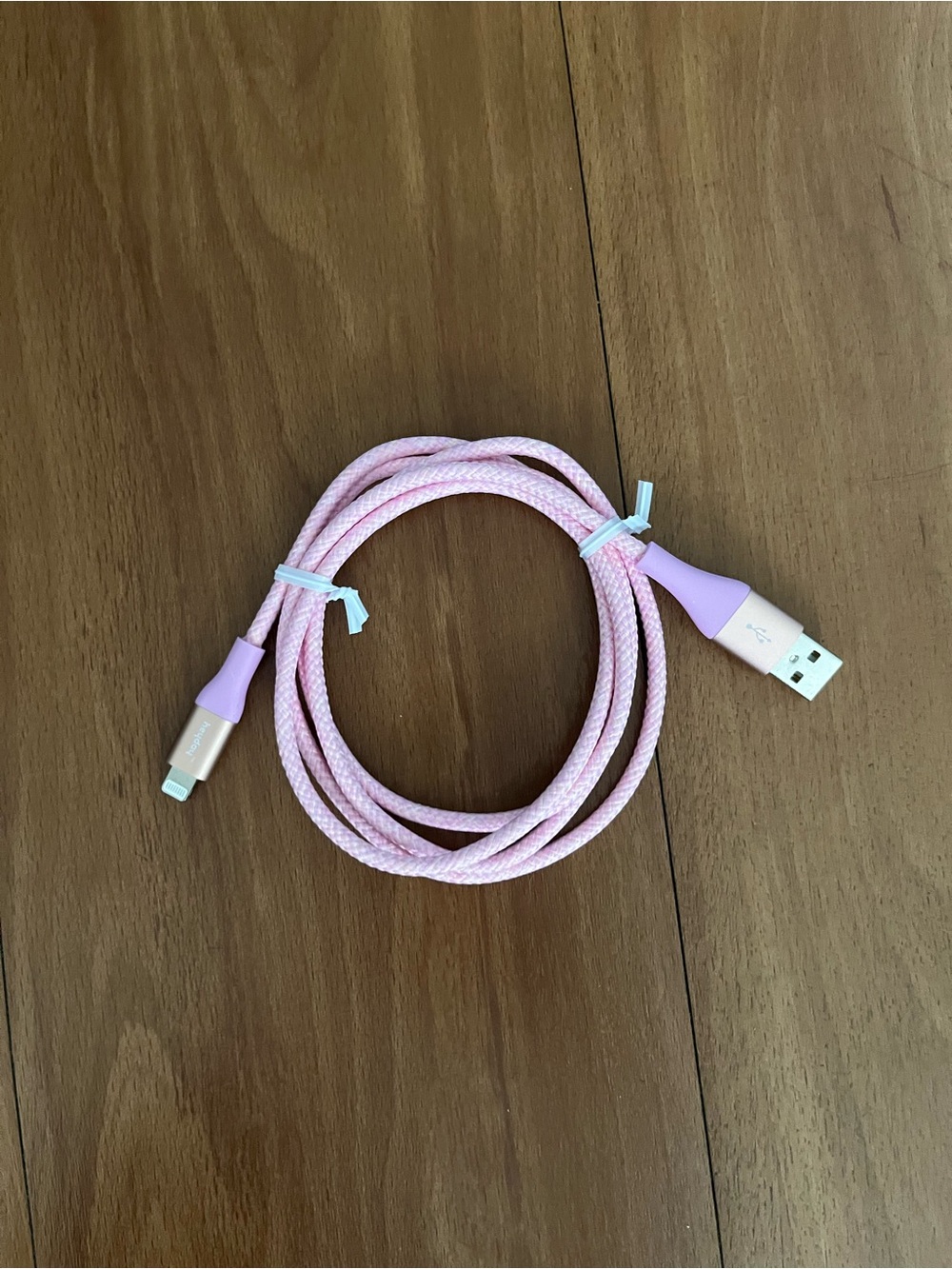 NEW Heyday 4ft USB-A to USB-Lightning Cable - Bright Lilac